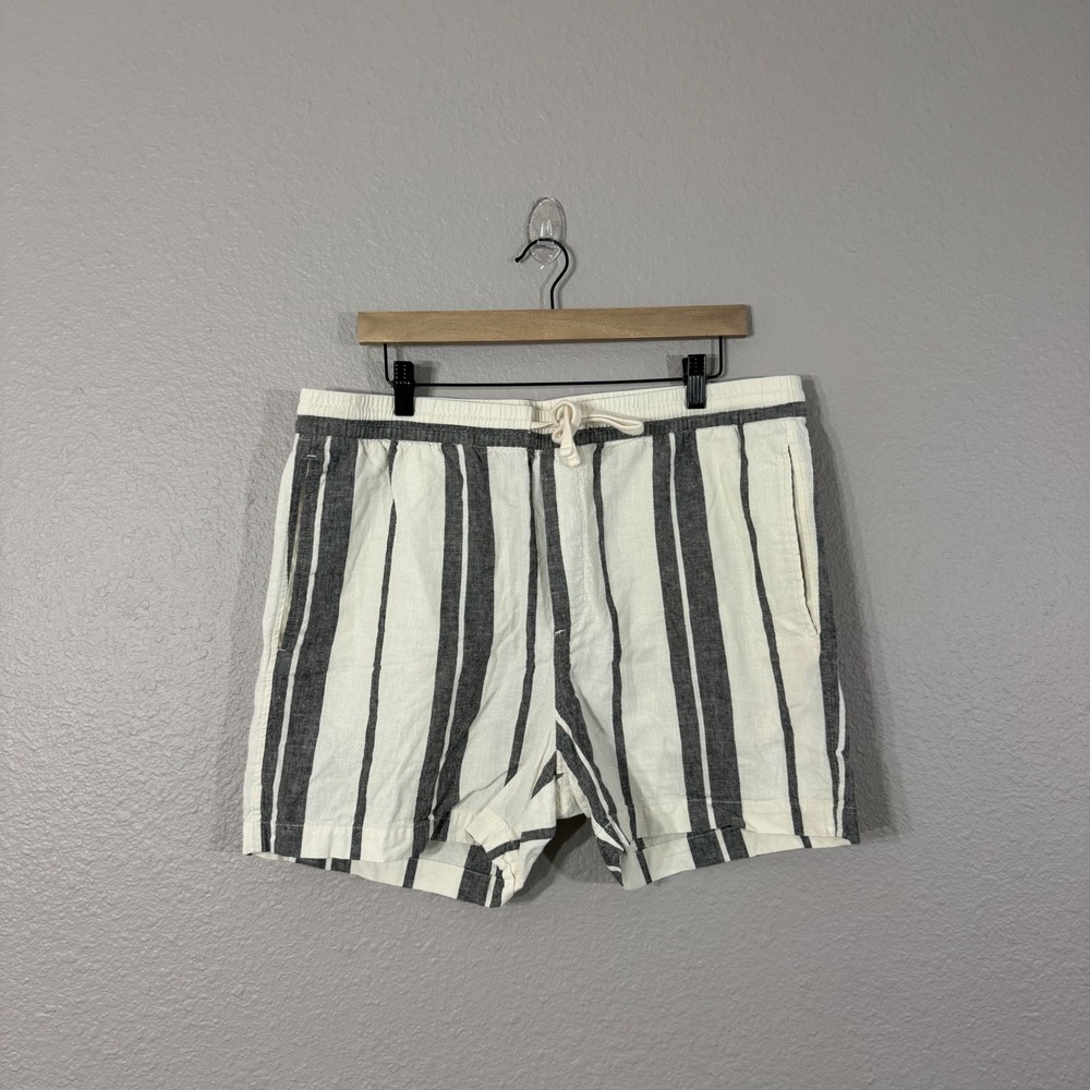 H&M Men's Size L White Striped Linen Blend Shorts